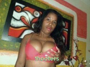 1hooters