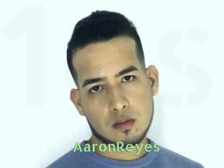 AaronReyes Une Etudiante Sexy