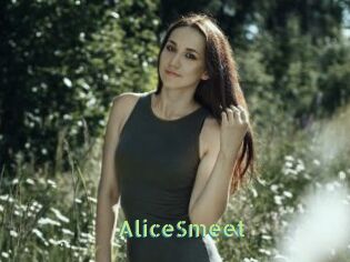AliceSmeet Une Etudiante Sexy