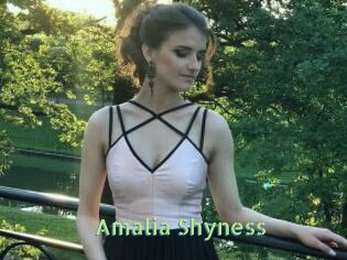 Amalia_Shyness