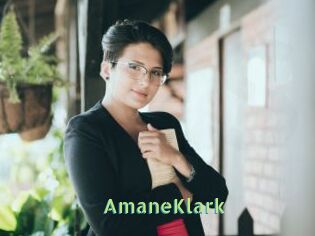 AmaneKlark Une Etudiante Sexy
