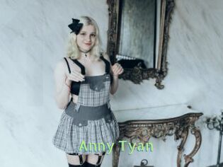 Anny_Tyan Une Etudiante Sexy