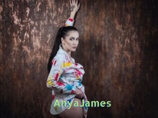 AnyaJames Une Etudiante Sexy