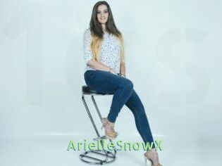 ArielleSnowX Une Etudiante Sexy