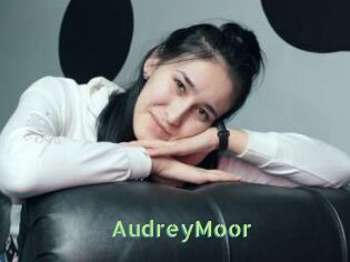 AudreyMoor Une Etudiante Sexy