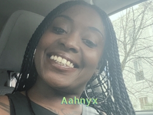 Aahnyx