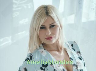 Ameliablondee