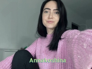 annakoshina Une Etudiante Sexy