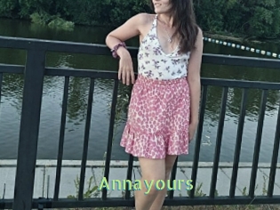 annayours Une Etudiante Sexy