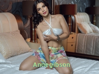 annegibson Une Etudiante Sexy