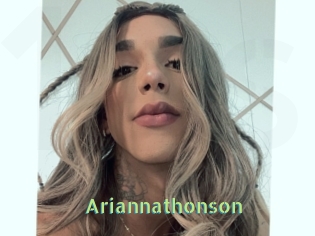 ariannathonson Une Etudiante Sexy