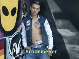 aroonmeyer Une Etudiante Sexy