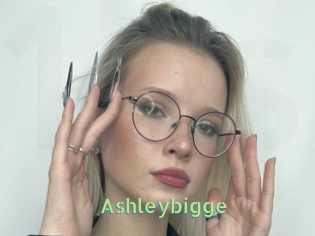 ashleybigge Une Etudiante Sexy