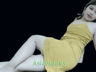 Asianladyy