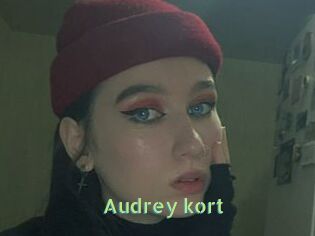 Audrey_kort
