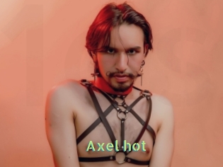 Axel_hot