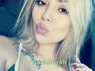 Bazaaliyah Une Etudiante Sexy