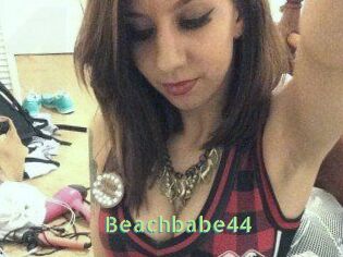Beachbabe44