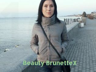 Beauty_BrunetteX