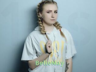 BelleMay Une Etudiante Sexy