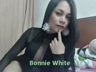 Bonnie_White