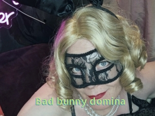 Bad_bunny_domina