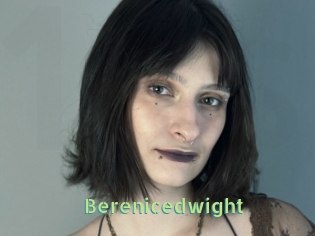 berenicedwight Une Etudiante Sexy