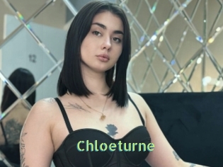 Chloeturne
