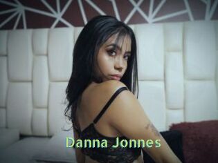 Danna_Jonnes