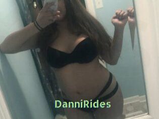Danni_Rides