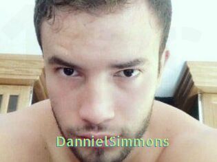 Danniel_Simmons