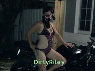 DirtyRiley Une Etudiante Sexy