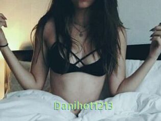 danihot1213 Une Etudiante Sexy