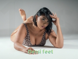 Dessi_feet