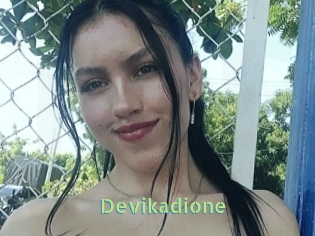 devikadione Une Etudiante Sexy