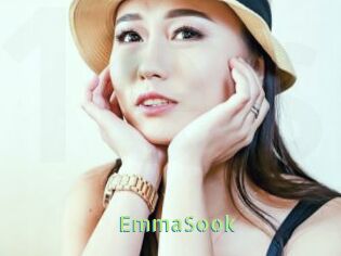 EmmaSook Une Etudiante Sexy
