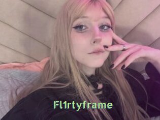 fl1rtyframe Une Etudiante Sexy