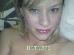 HOT_WIFE