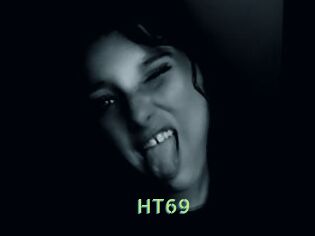 HT69 Une Etudiante Sexy