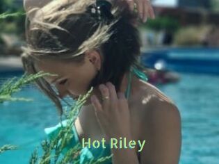 Hot_Riley