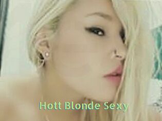 Hott_Blonde_Sexy Une Etudiante Sexy