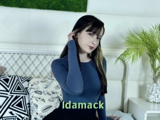 idamack Une Etudiante Sexy