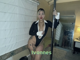 ivonnes Une Etudiante Sexy