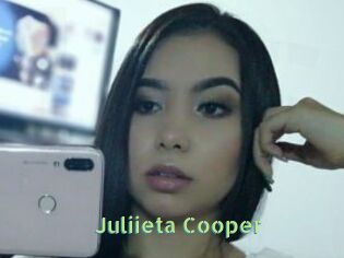 Juliieta_Cooper