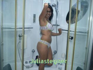 Julia_stegner