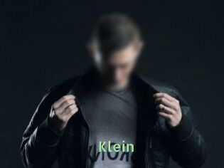 Klein Une Etudiante Sexy