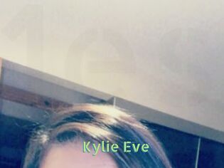 Kylie_Eve