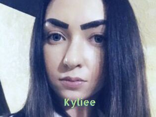 Kyliee_
