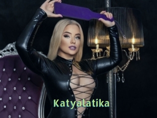 katyalatika Une Etudiante Sexy