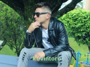 kevintoro Une Etudiante Sexy